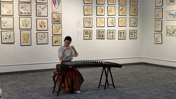 A guzheng performance