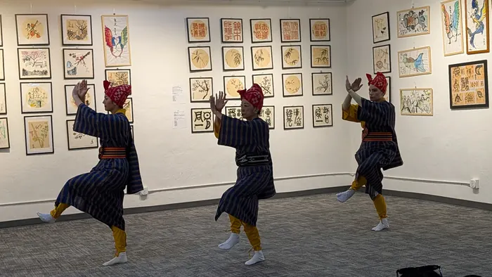Tongan dancers in traditional dress